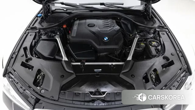 BMW 5 Series (G30) id 3756934 из Кореи 16