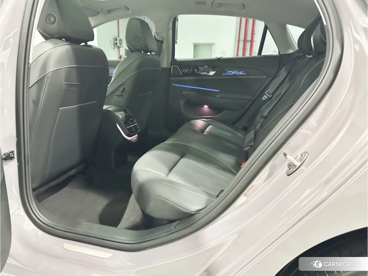 Volkswagen Passat id 4492950 из Китая 13