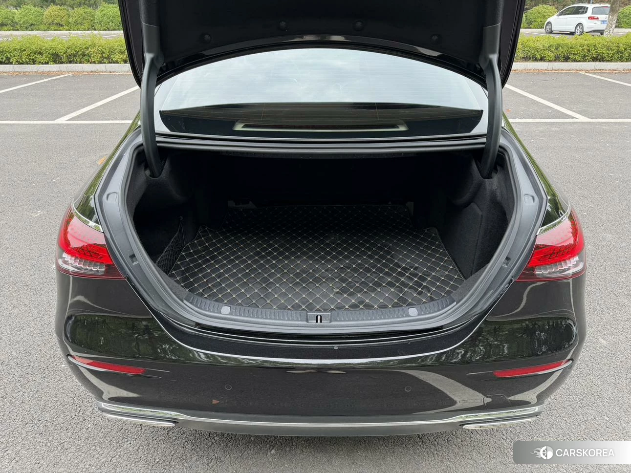 Mercedes-Benz E-class id 4487473 из Китая 20