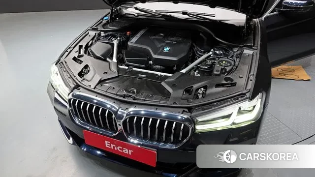 BMW 5 Series (G30) id 3016221 из Кореи 16