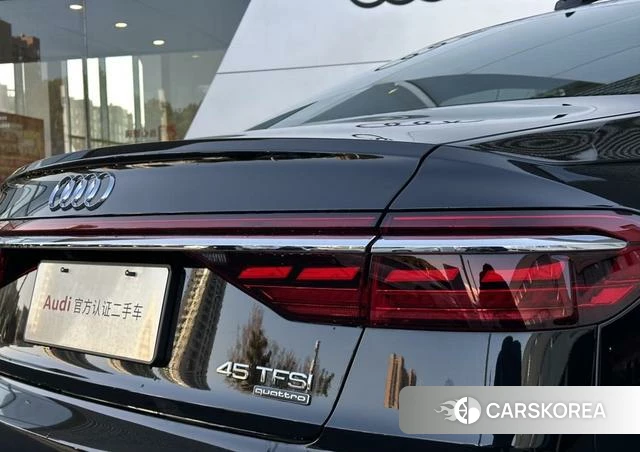 Audi A8 id 4271892 из Китая 14