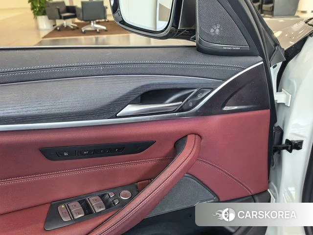 BMW 5 series id 4358906 из Китая 14