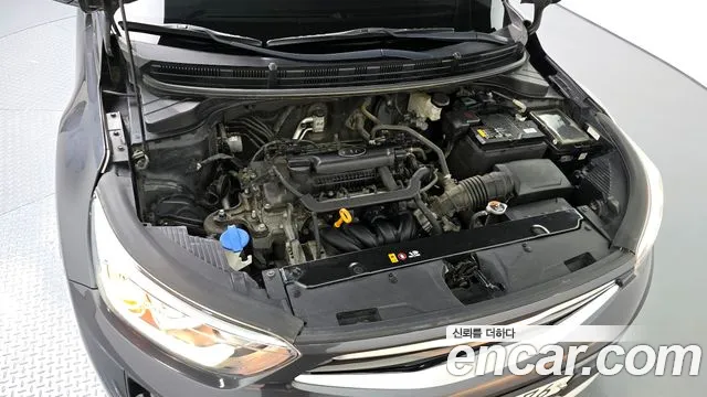 Kia Stonic id 2733619 из Кореи 16