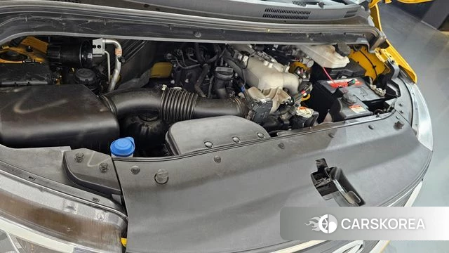 Hyundai The New Grand Starex id 4604332 из Кореи 16