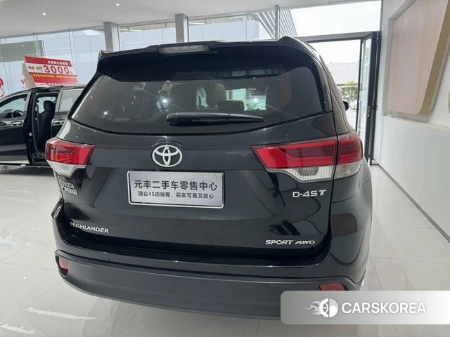 Toyota Highlander id 4190332 из Китая 24