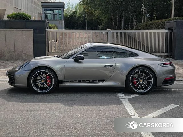 Porsche 911(992) id 4894506 из Кореи 16