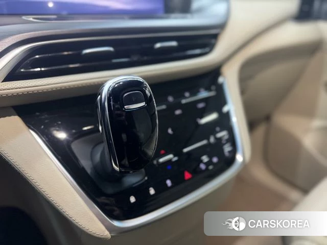 Buick GL8 id 4239873 из Китая 17