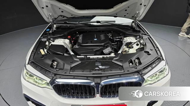 BMW 5 Series (G30) id 3844384 из Кореи 16