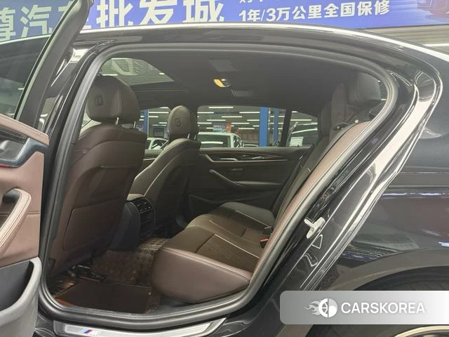 BMW 5 series id 4307377 из Китая 19
