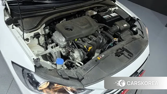 Hyundai Avante AD id 3602218 из Кореи 16