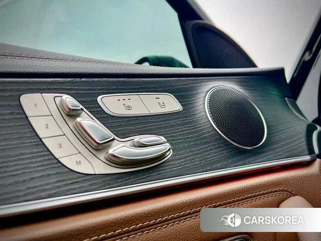 Mercedes-Benz E-class id 4297327 из Китая 10