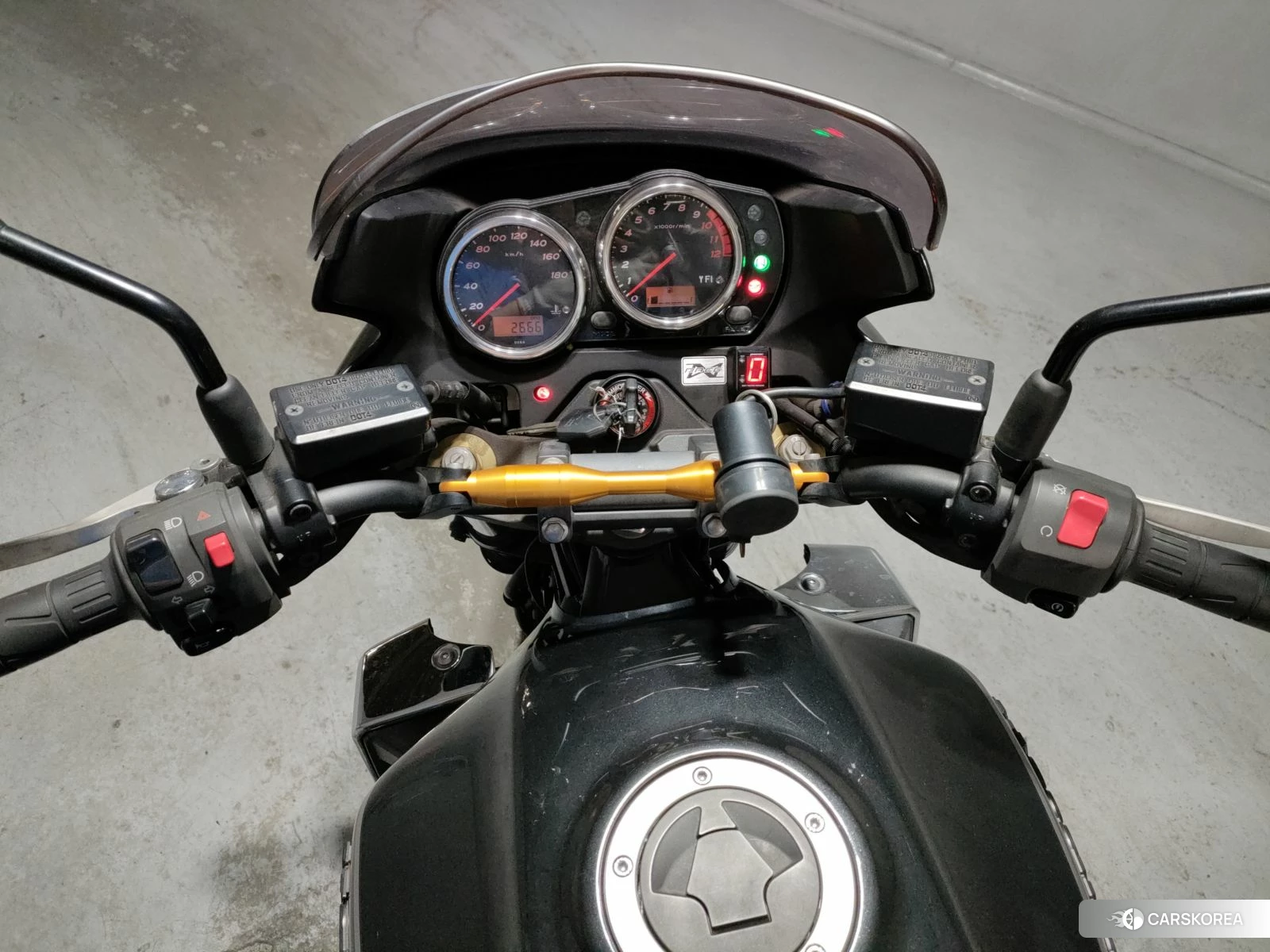Kawasaki ZRX 1200 id 3949002 из Японии 6