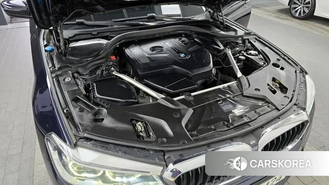 BMW 5 Series (G30) id 3622649 из Кореи 16