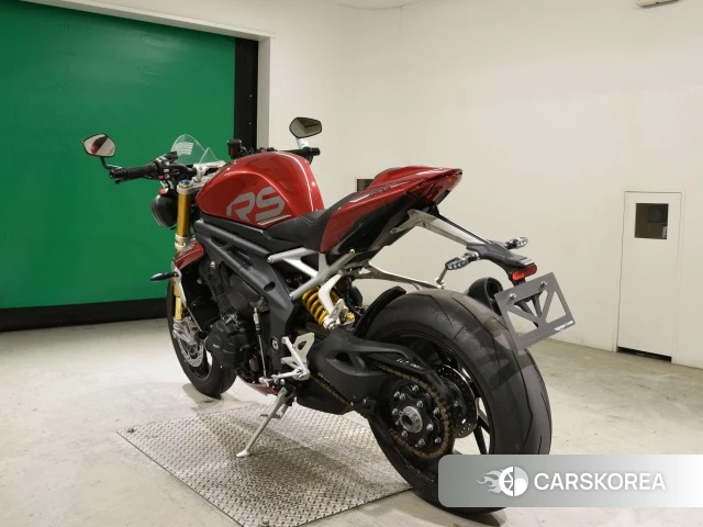 Triumph SPEED TRIPLE RS id 4347661 из Японии 6