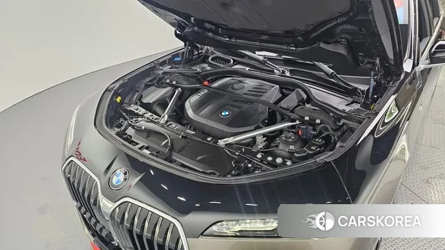 BMW 7 Series (G70) id 2997977 из Кореи 16