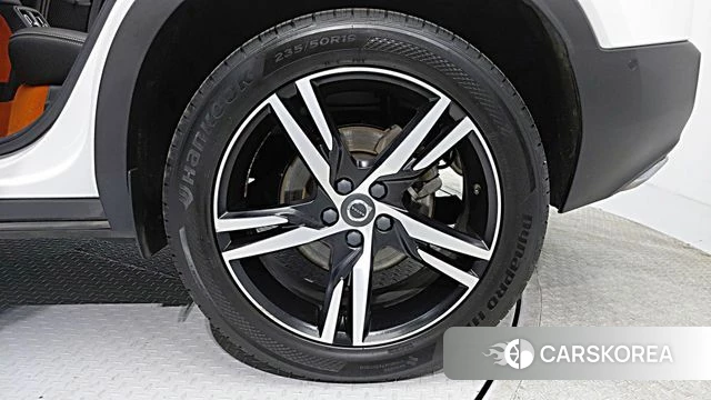 Volvo XC40 id 4245828 из Кореи 16