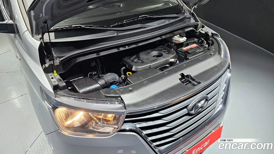 Hyundai The New Grand Starex id 2097023 из Кореи 16