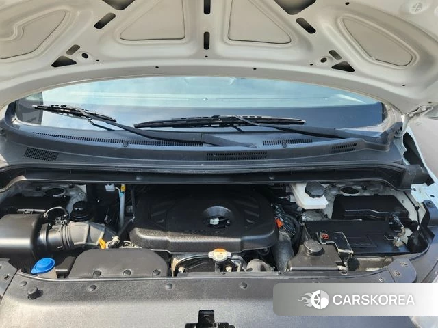 Hyundai The New Grand Starex id 4543258 из Кореи 9