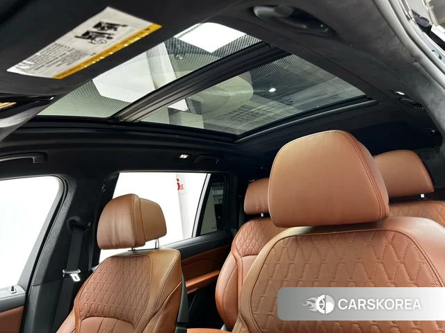 BMW X7 id 4278921 из Китая 28
