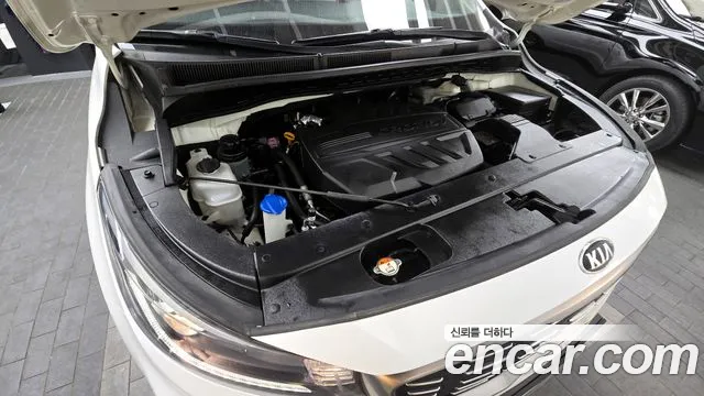 Kia The New Carnival id 2488333 из Кореи 16