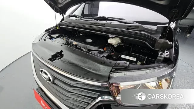 Hyundai The New Grand Starex id 3588363 из Кореи 16