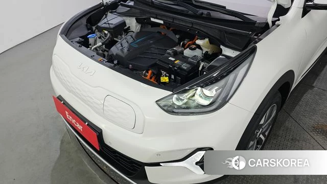 Kia Niro Plus id 3953749 из Кореи 16