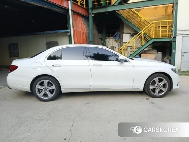 Mercedes-Benz E-Class W213 id 4496997 из Кореи 16