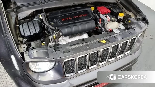 Jeep Renegade id 3071508 из Кореи 16
