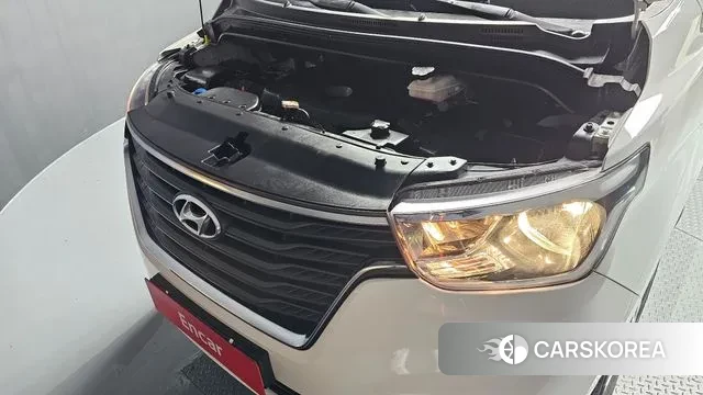 Hyundai The New Grand Starex id 3368745 из Кореи 16