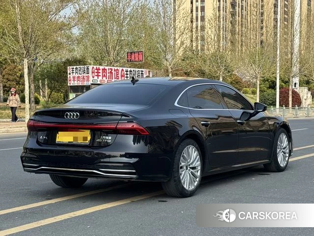 Audi A7L id 3856152 из Китая 7