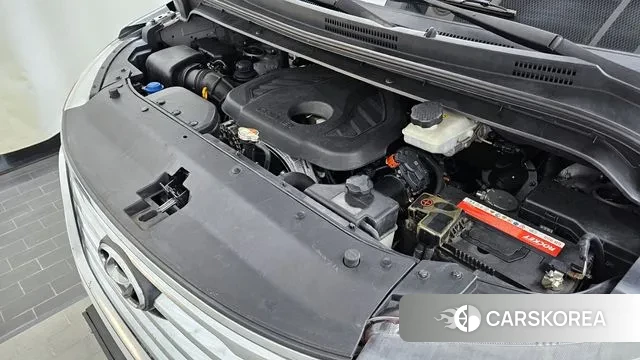 Hyundai The New Grand Starex id 3357197 из Кореи 16