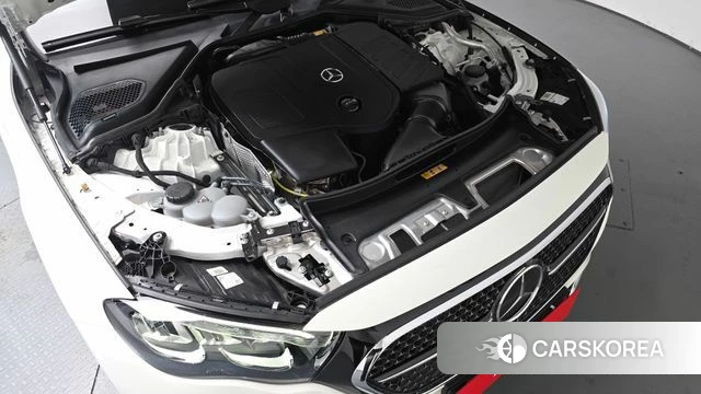 Mercedes-Benz E-Class W214 id 4612575 из Кореи 16