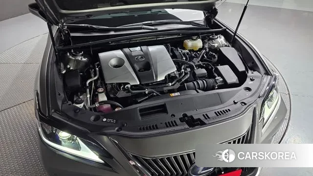 Lexus ES300h 7th generation id 3012456 из Кореи 16