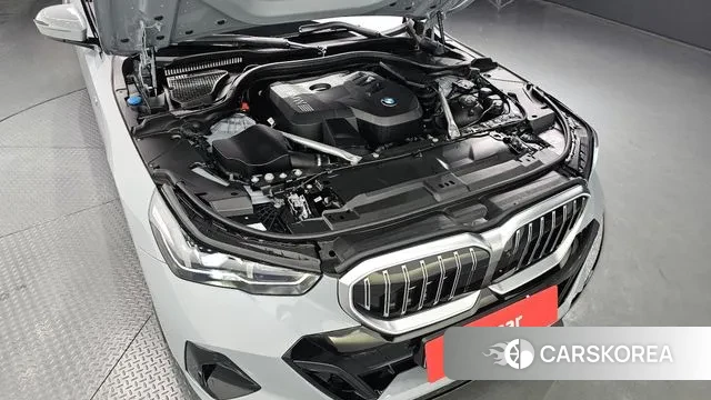 BMW 5 Series (G60) id 3436950 из Кореи 16