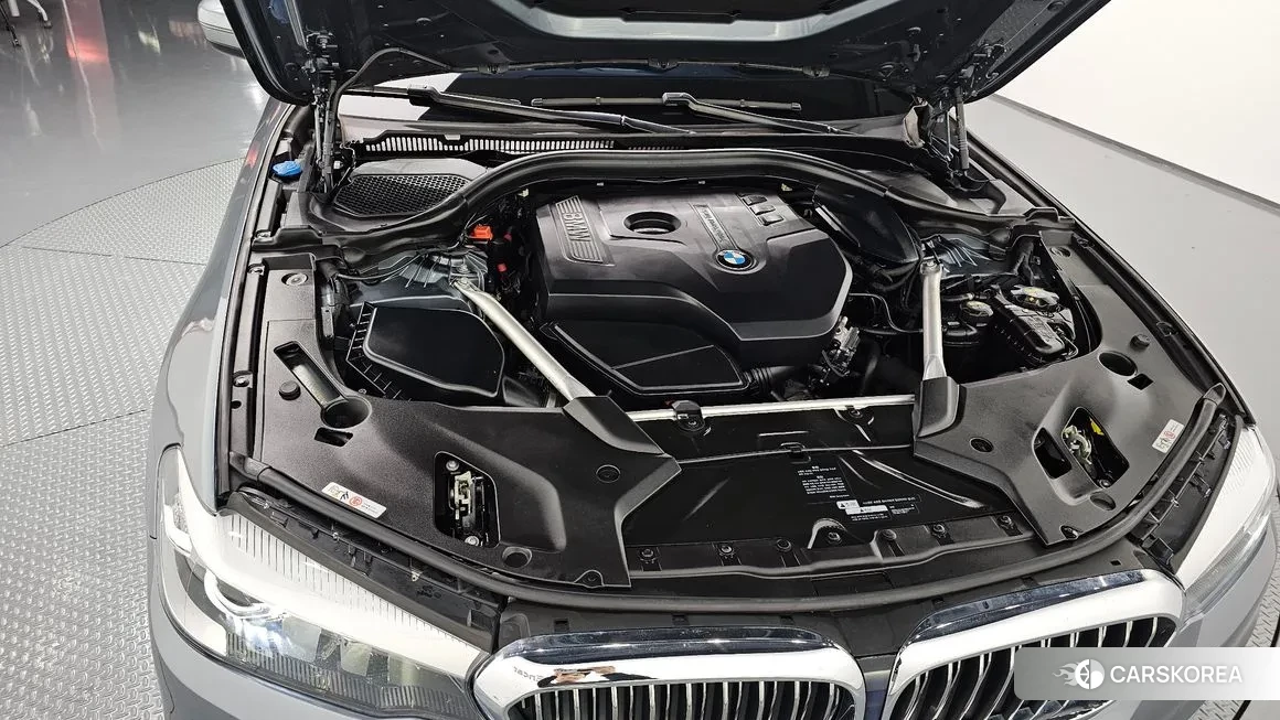 BMW 5 Series (G30) id 2148012 из Кореи 16