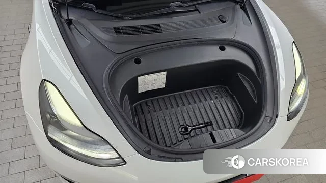 Tesla Model 3 id 3717532 из Кореи 16