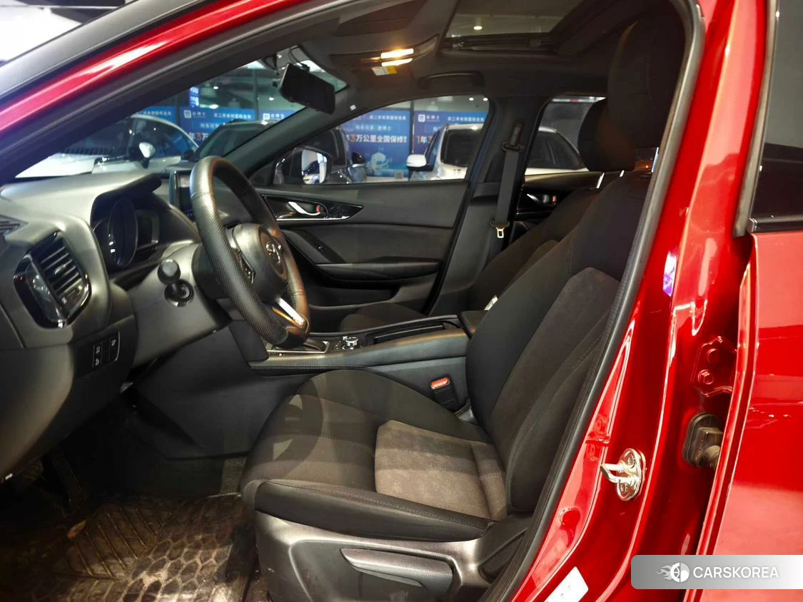 Mazda CX-4 2020 Красный из Китая, фото 6