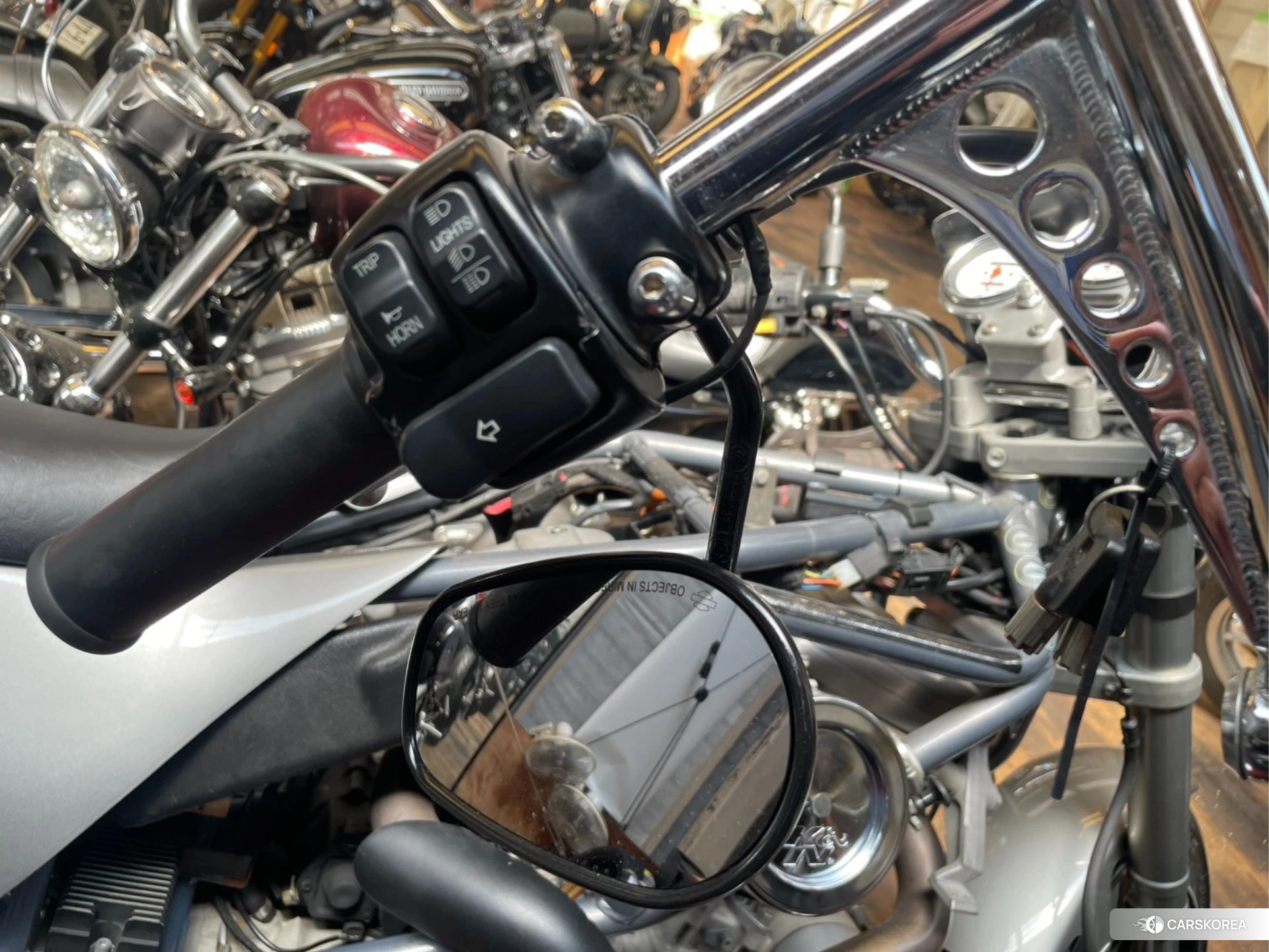Harley-Davidson Dyna Street Bob FXDB1580 id 3946606 из Японии 27