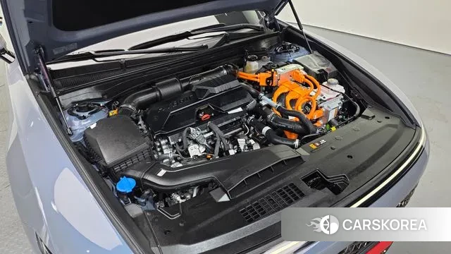 Hyundai Grandeur Hybrid (GN7) id 3720714 из Кореи 16