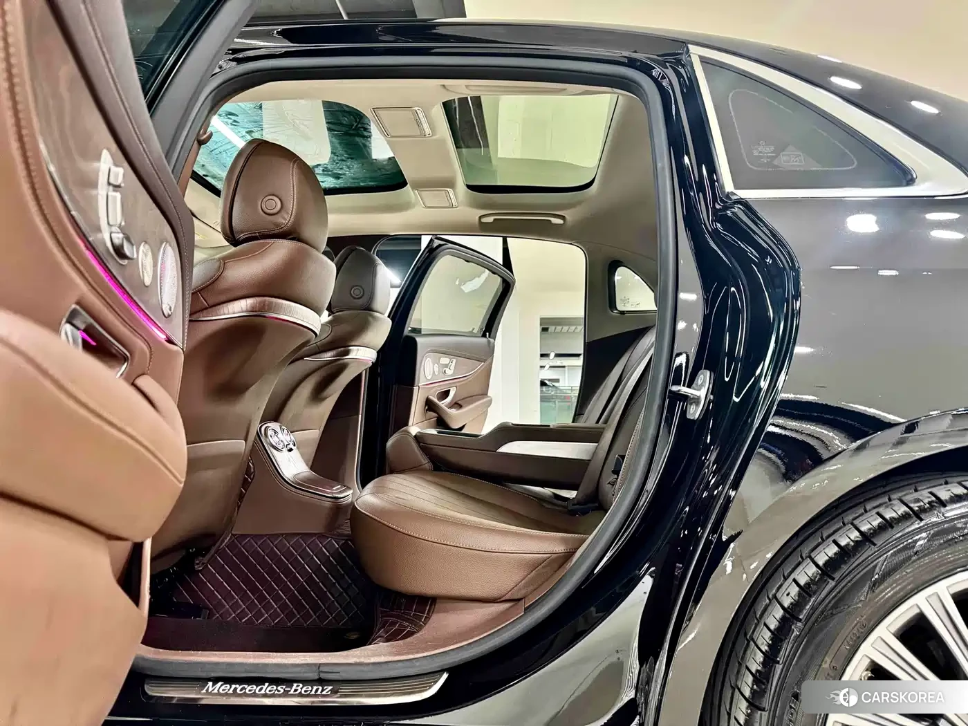 Mercedes-Benz E-Class id 4577848 из Китая 14