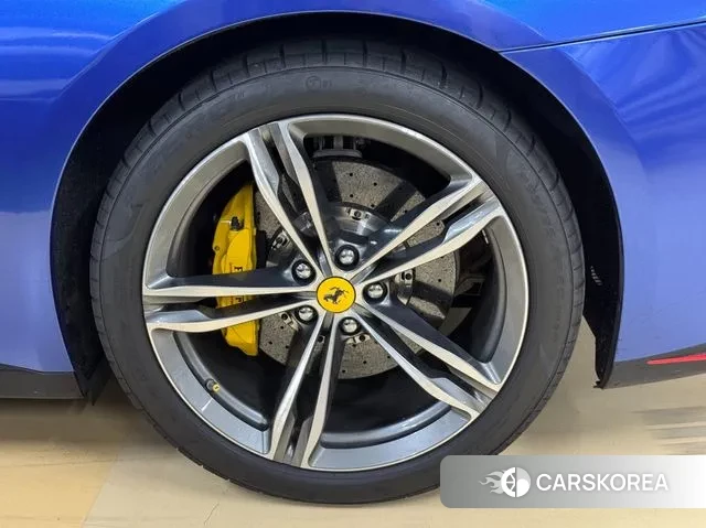 Ferrari GTC4 Russo id 3098274 из Кореи 16