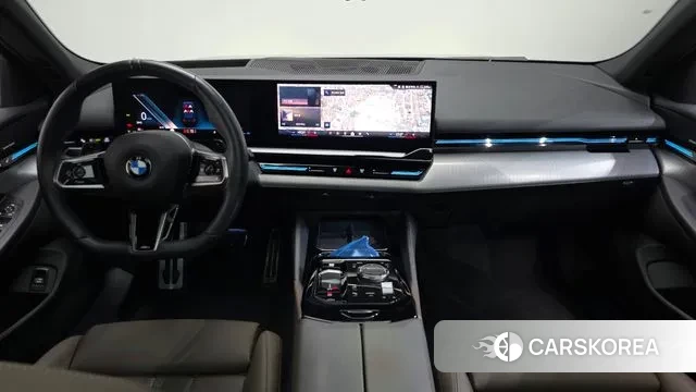 BMW 5 Series (G60) id 3492073 из Кореи 16