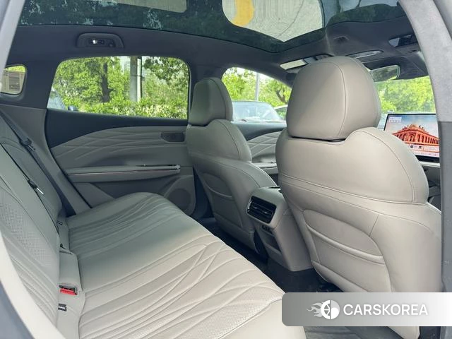 Geely Galaxy Galaxy Sparkle 8 PHEV 2025 Синий из Китая, фото 6