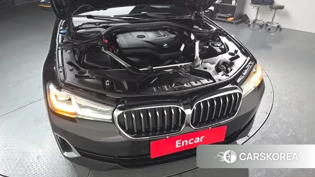 BMW 5 Series (G30) id 3524090 из Кореи 16