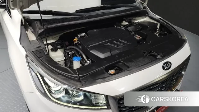 Kia The New Carnival id 3336618 из Кореи 16