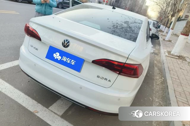 Volkswagen Bora id 4273494 из Китая 13