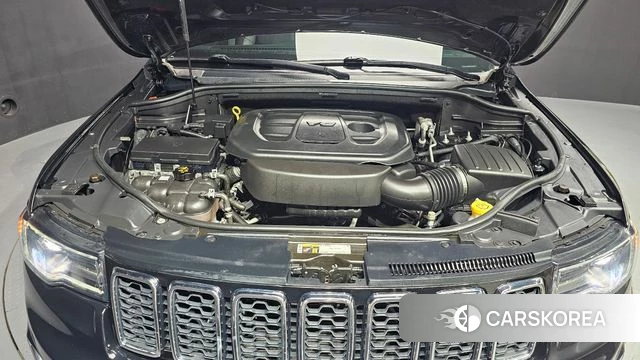 Jeep Grand Cherokee id 4345307 из Кореи 16