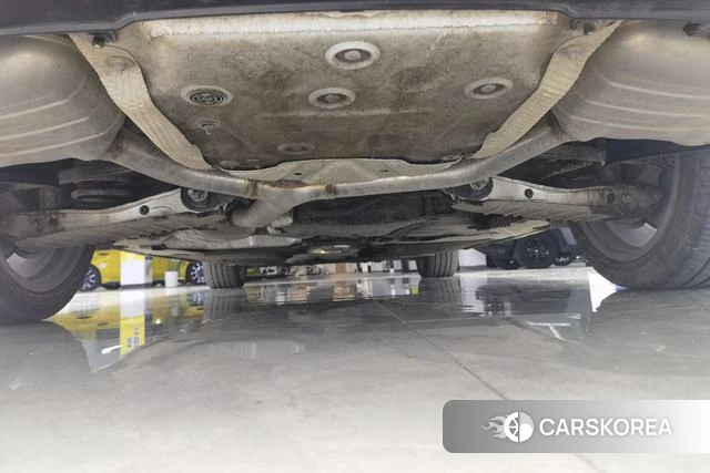 Audi A4L id 3810299 из Китая 13