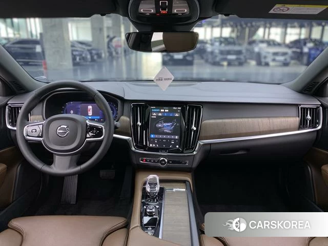 Volvo S90 id 3889972 из Китая 32