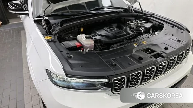 Jeep Grand Cherokee (WL) id 3310486 из Кореи 16